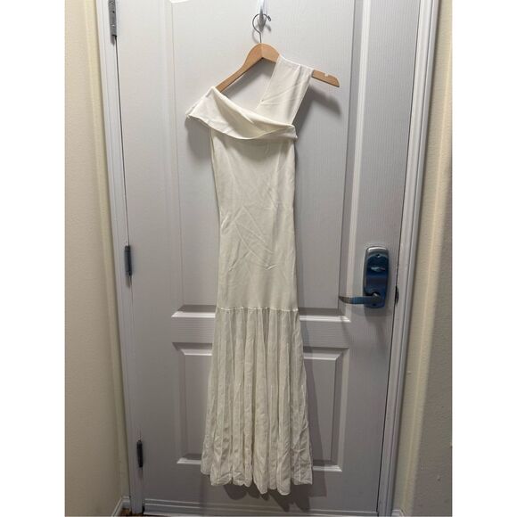 Line & Dot Off-Shoulder Cream Midi Dress - Picture 5 of 6